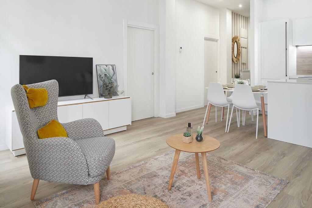 Nuevo Apartamento En El Centro De Donosti San Sebastián Exteriör bild